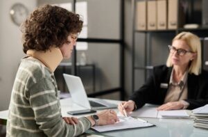 How are Personal Injury Settlements Paid Out in New York?